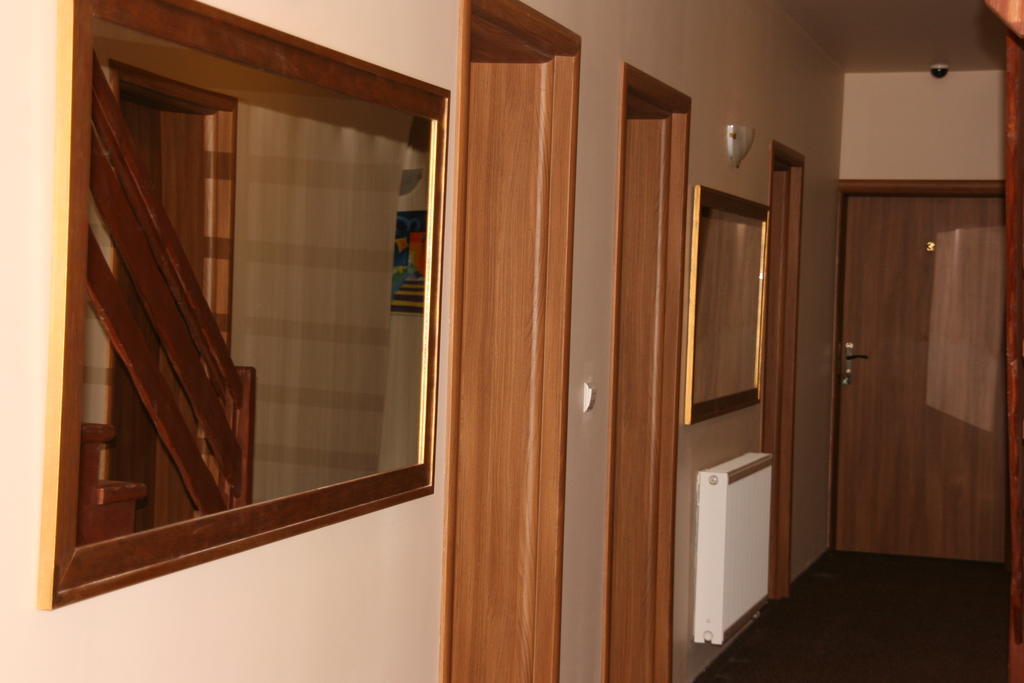 Kolumny 217- Tanie Noclegi Pracownicze, Parking Bezplatny Lodz  Exterior photo